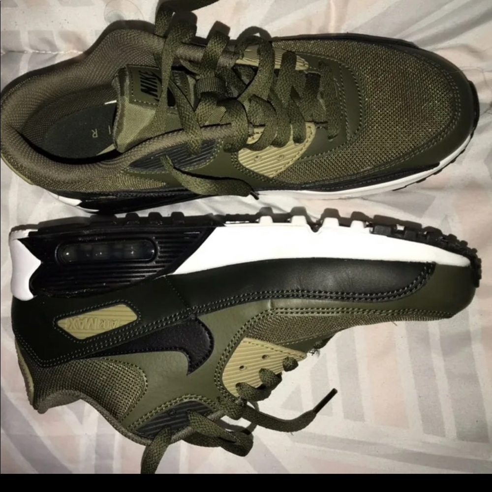 Nike Air Max 90